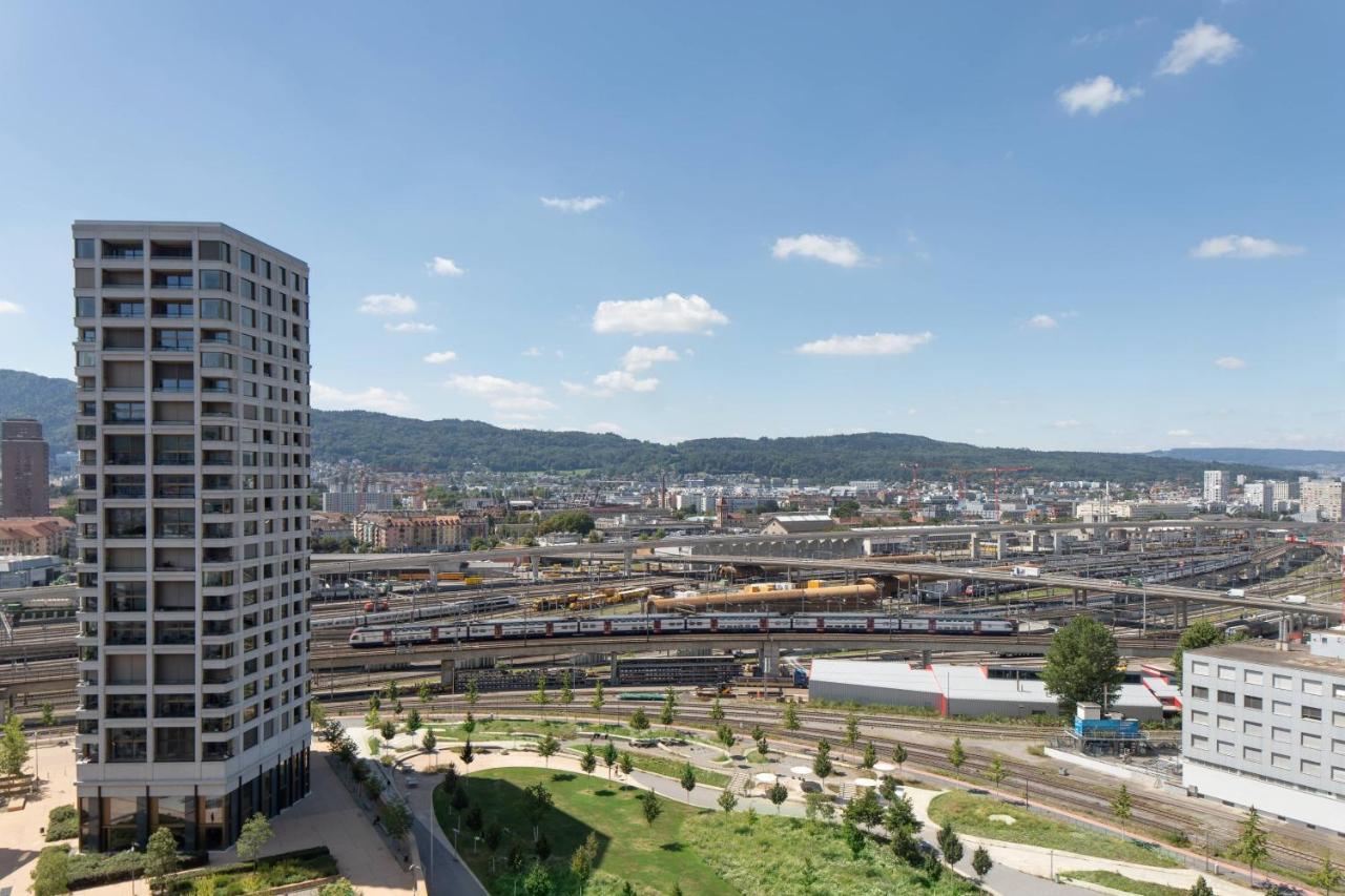 Renaissance Zurich Tower Hotel Exterior foto