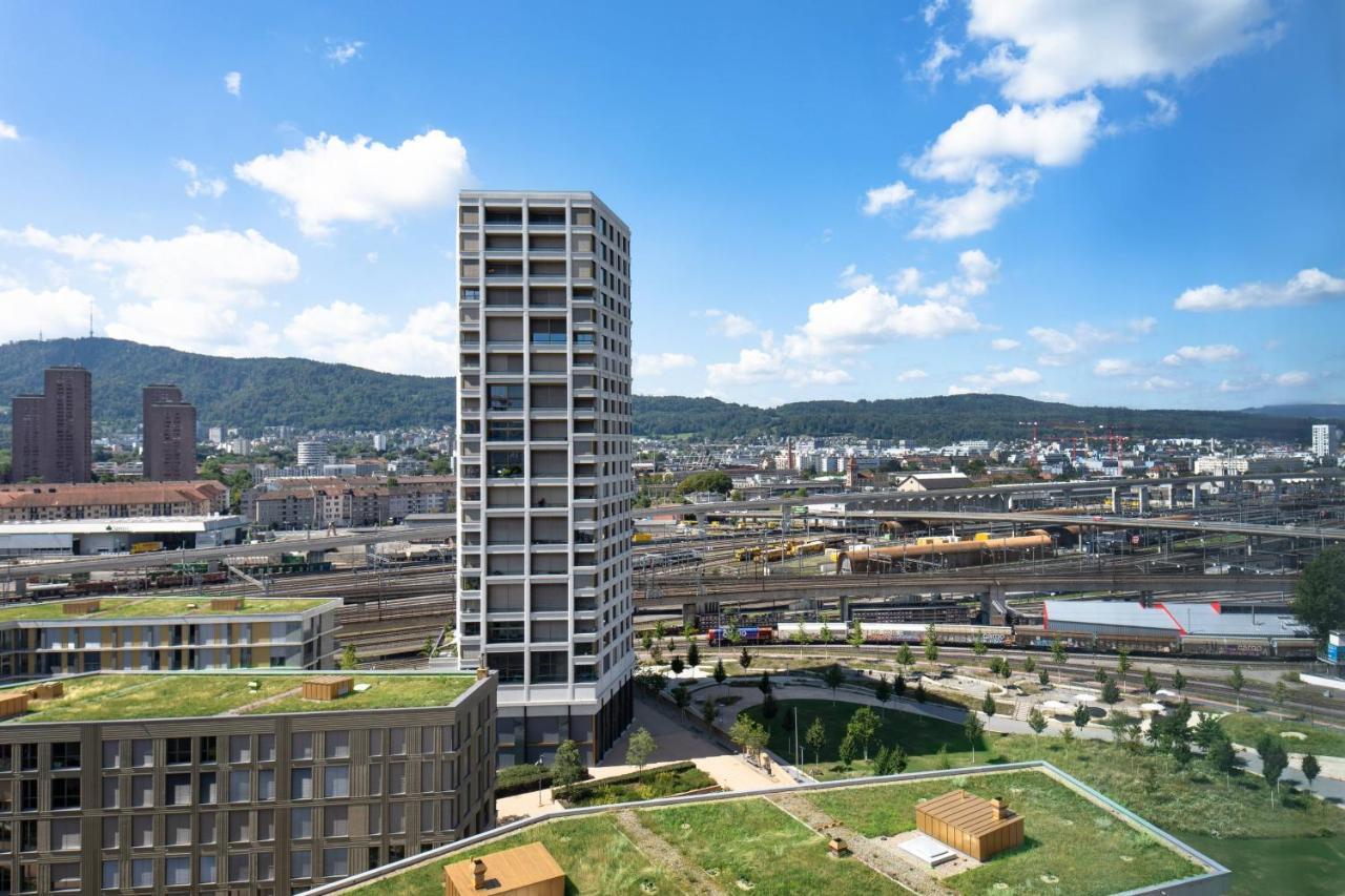 Renaissance Zurich Tower Hotel Exterior foto